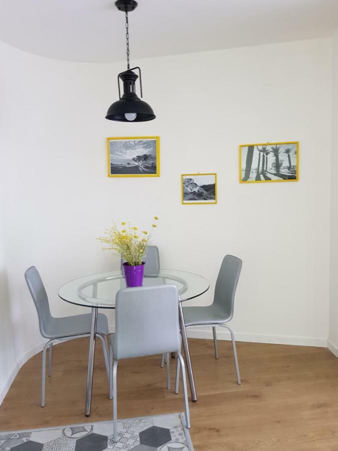 Stylish Apartment With A Patio Close To The Beach Eilat Exteriör bild