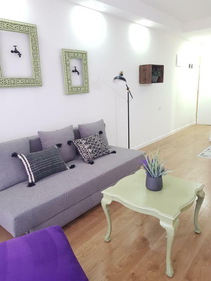 Stylish Apartment With A Patio Close To The Beach Eilat Exteriör bild